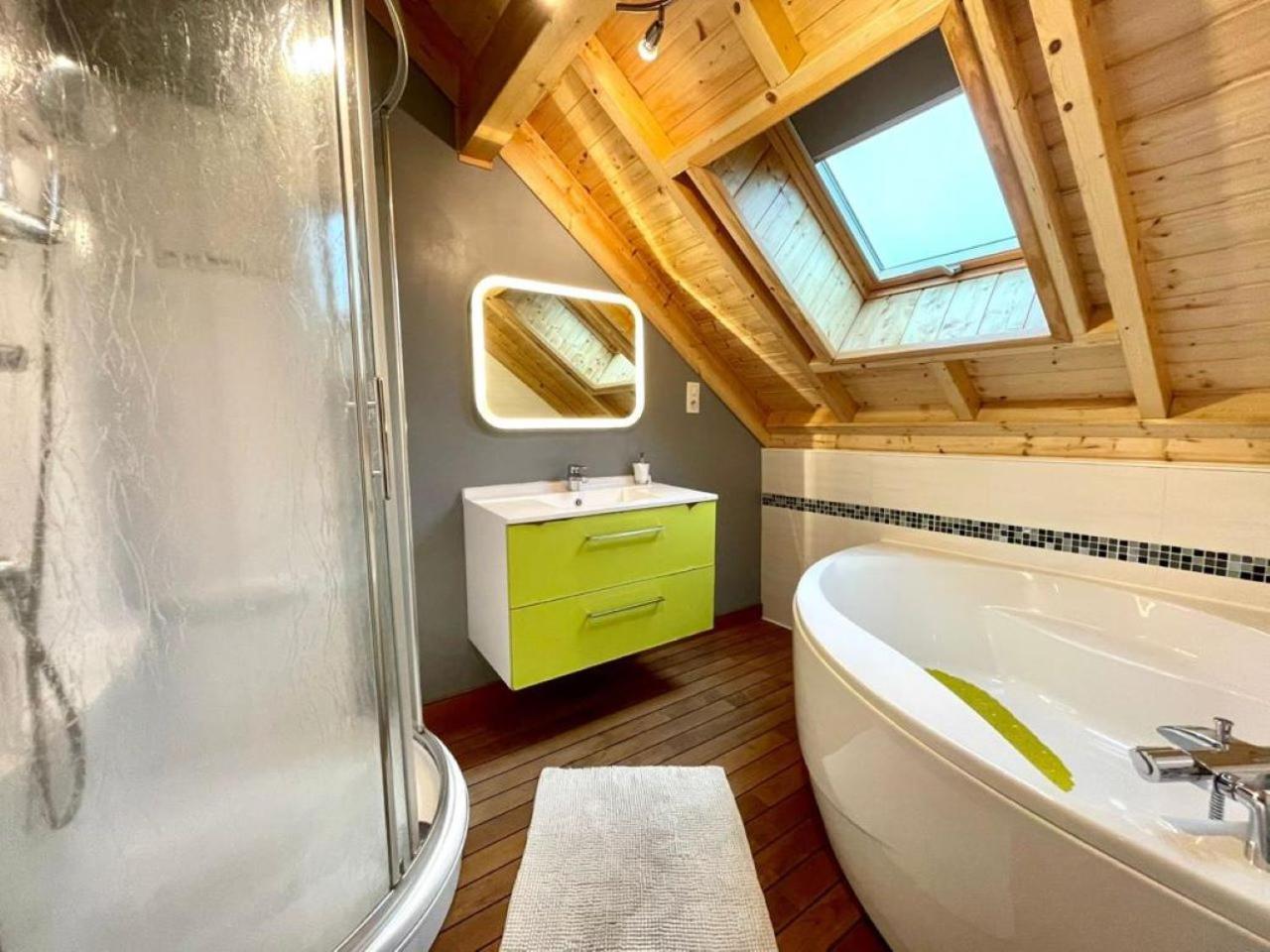 Gite De Mortagne, Chalet Avec Piscine - By Primo C0Nciergerie Gigny-sur-Saone Dış mekan fotoğraf